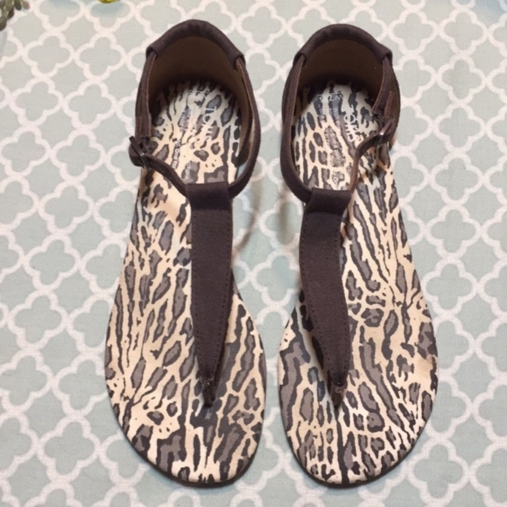 TOMS Leopard Playa Thong Sandals Chocolate Canvas Ocelot 7.5 - Picture 2 of 9